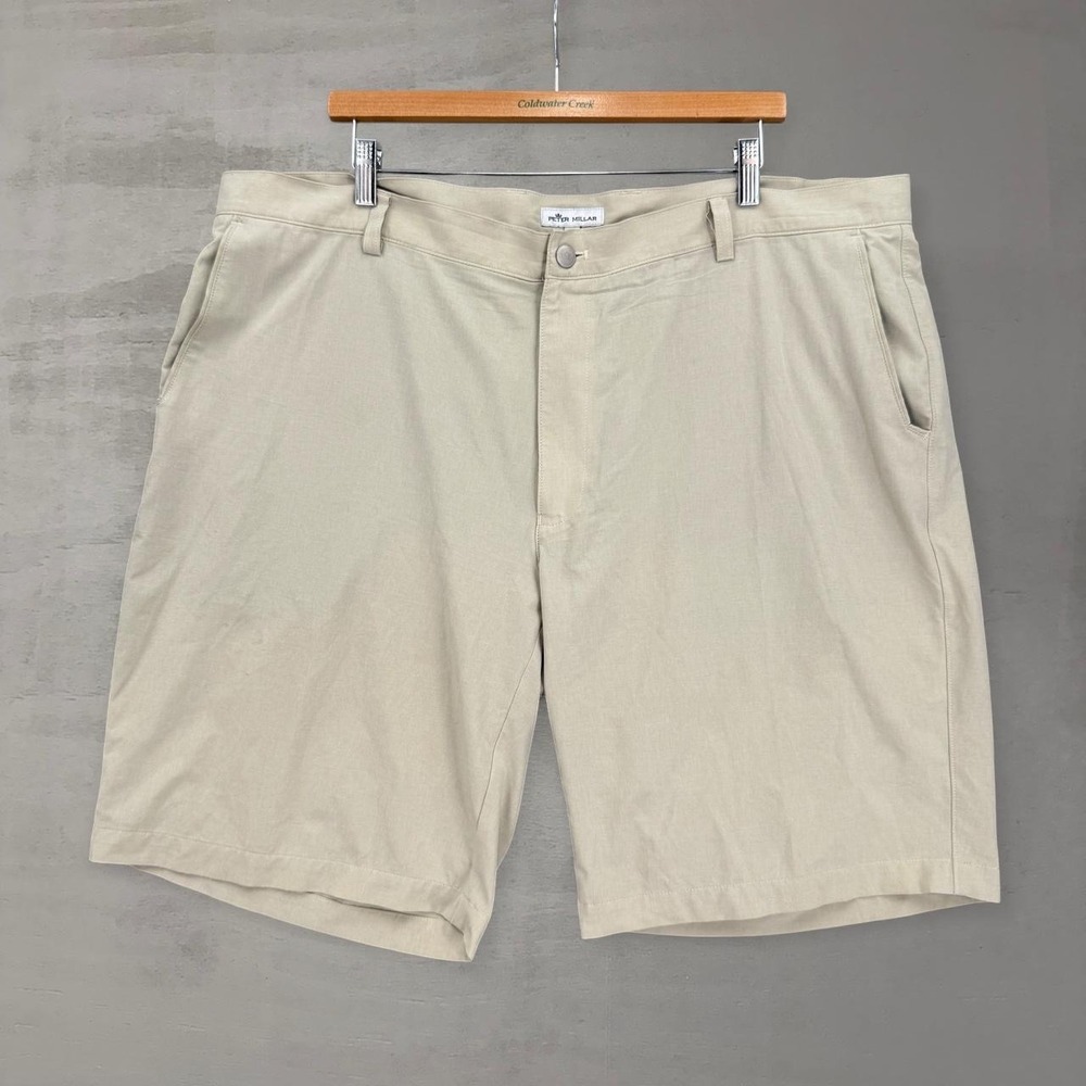 Peter Millar Performance Shorts Beige Flat Front Stretch Golf Mens 42